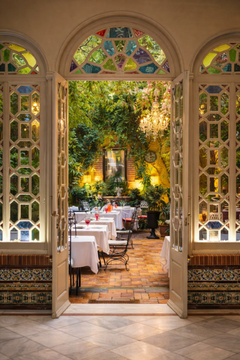 Casa Manolo León | Restaurante Seductor en Casco Antiguo